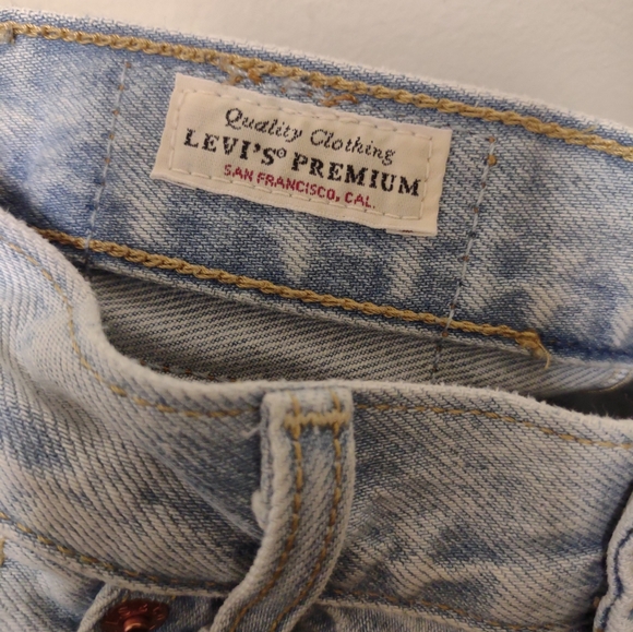 Levi's Vintage Highrise Ribcage Straight Ankle Jeans Size 28W - Picture 8 of 15